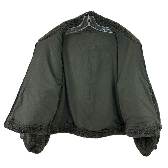 Lululemon - Women’s ‘Cinchable’ Fleece Zip-Up Jacket, Dark Olive - Green, Size 2 - Picture 5 of 16